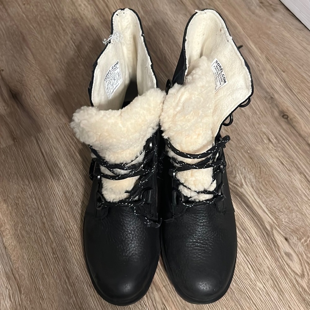 Boots never worn